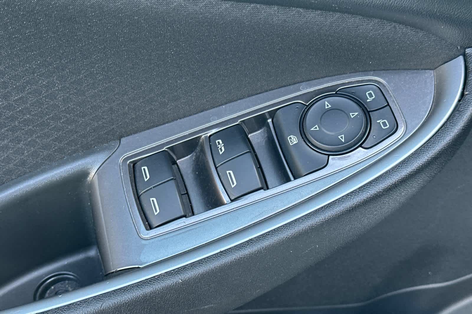 Used 2025 Chevrolet Malibu LT FWD image 14