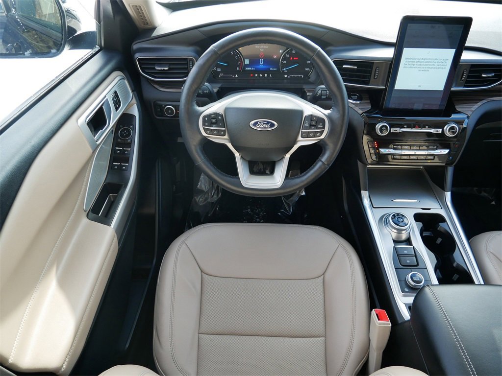 Certified 2023 Ford Explorer Limited w/ Limited Technology Package image 12