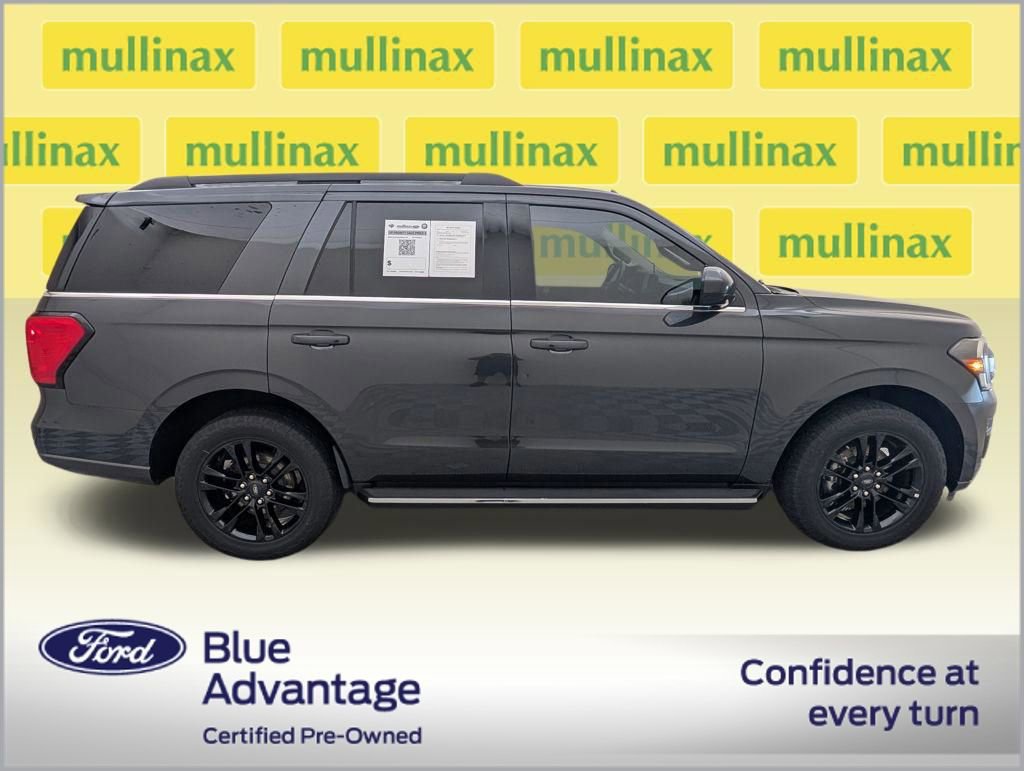 Certified 2023 Ford Expedition XLT image 6