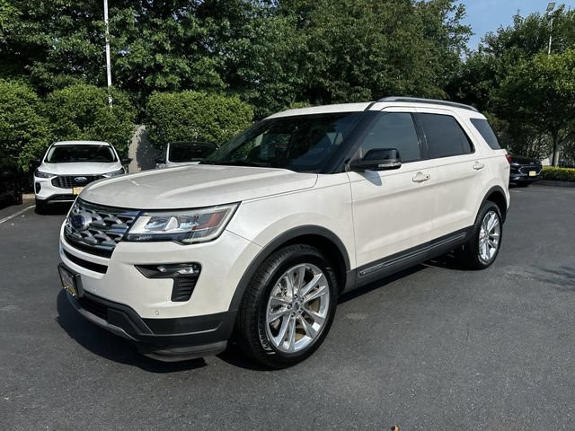 Certified 2018 Ford Explorer XLT w/ Equipment Group 202A AWD/4WD image 9