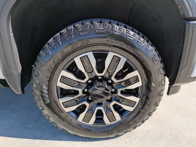 Used 2024 GMC Sierra 3500 Denali Ultimate image 11