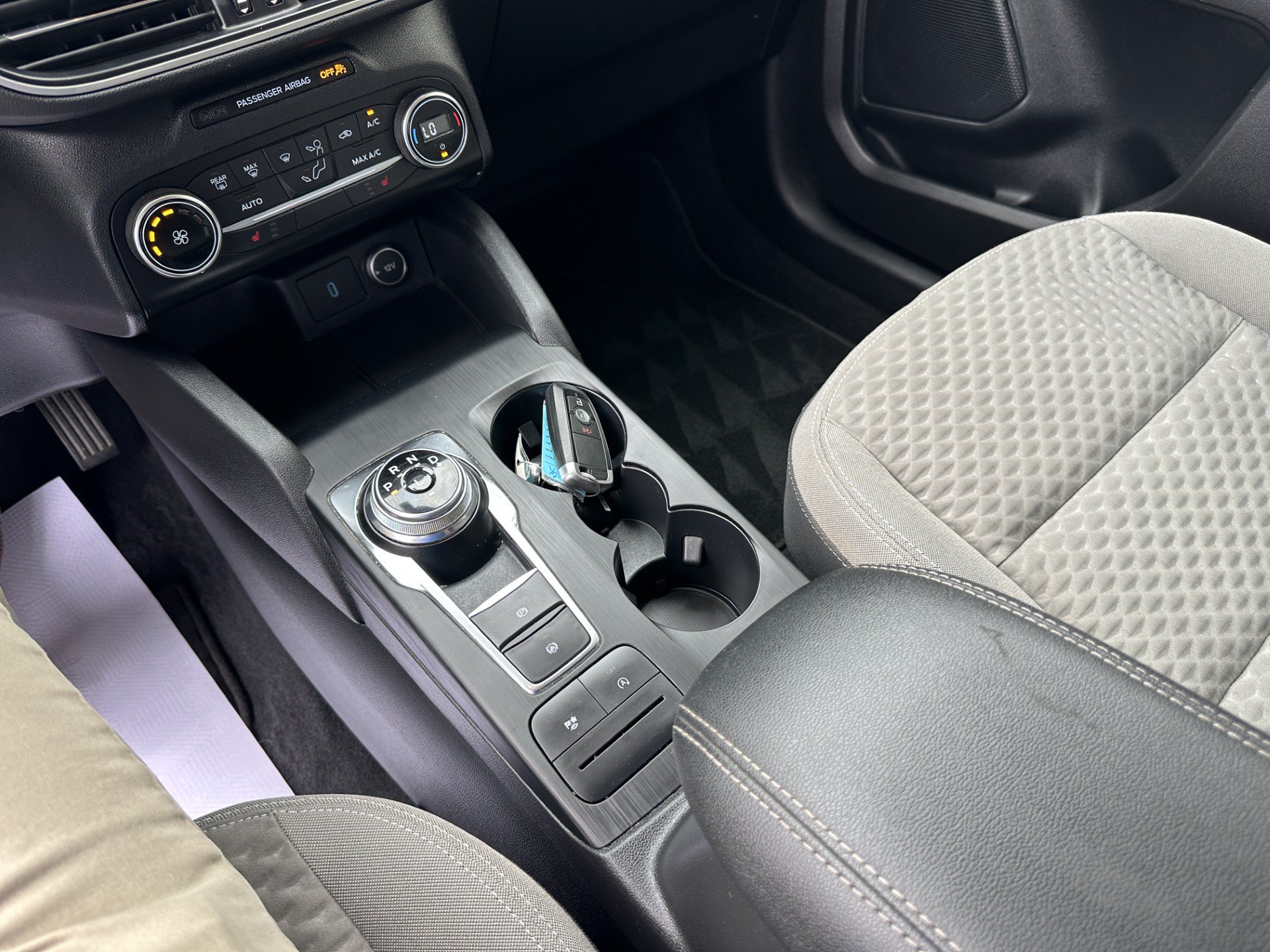 Certified 2020 Ford Escape SE AWD/4WD image 12