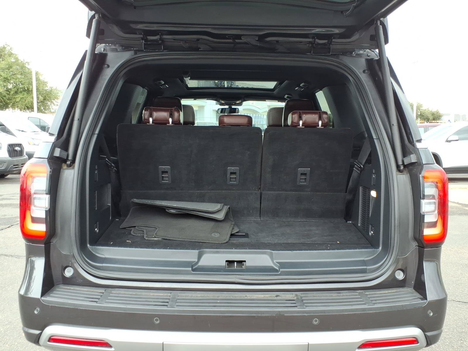 Certified 2024 Ford Expedition Limited RWD image 11