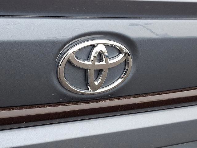 Used 2022 Toyota Corolla SE image 26