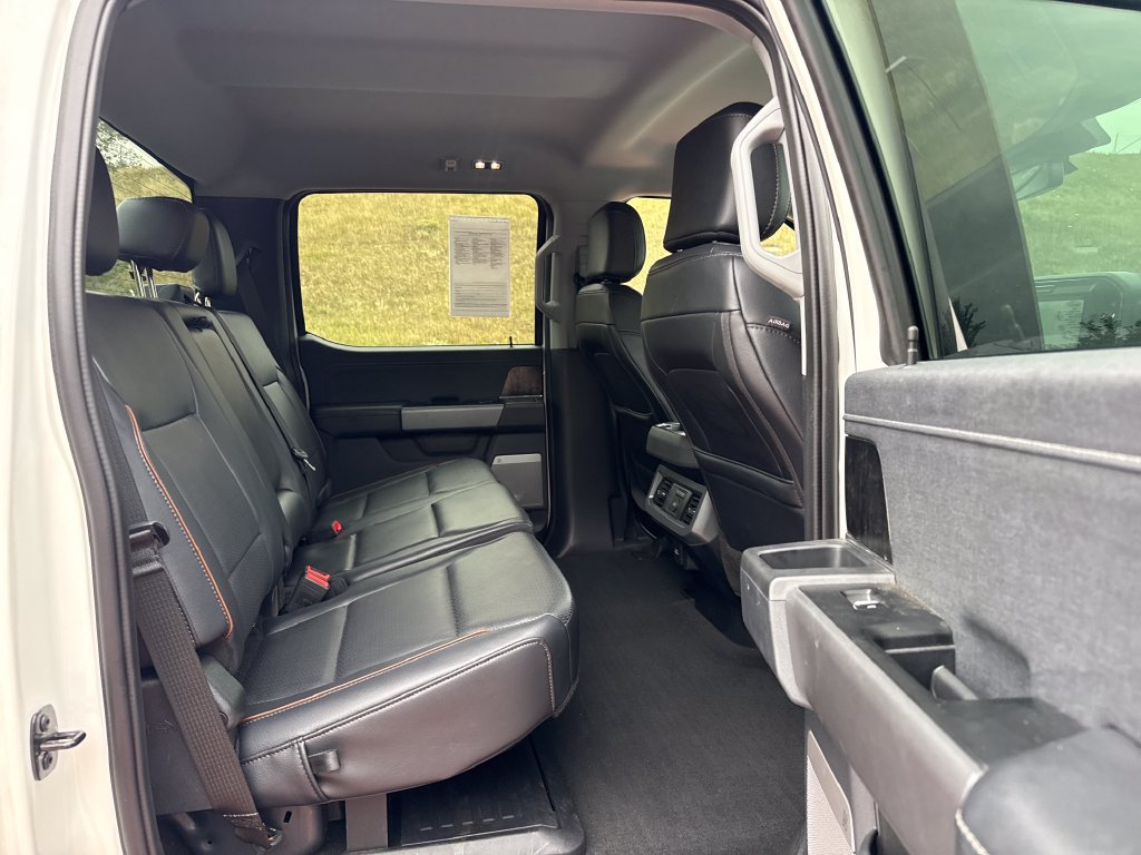 Certified 2025 Ford F250 Lariat AWD/4WD image 24