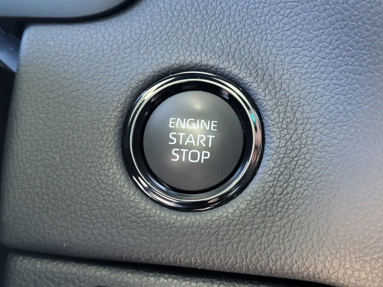 Used 2025 Toyota Tundra Limited image 25