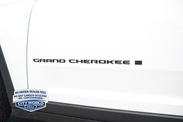 Used 2021 Jeep Grand Cherokee L Laredo AWD/4WD image 6