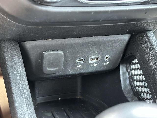 Used 2023 Chevrolet TrailBlazer ACTIV image 18