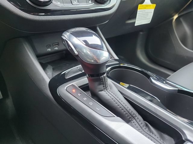 Used 2025 Buick Envista Sport Touring w/ Convenience I Package FWD image 32