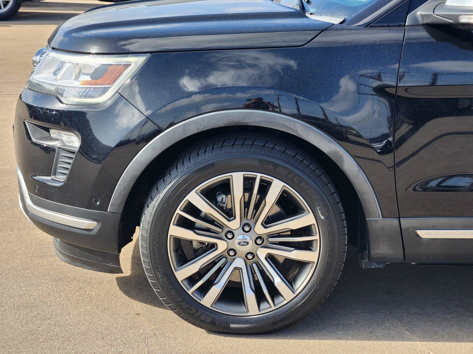 Certified 2018 Ford Explorer Platinum AWD/4WD image 7