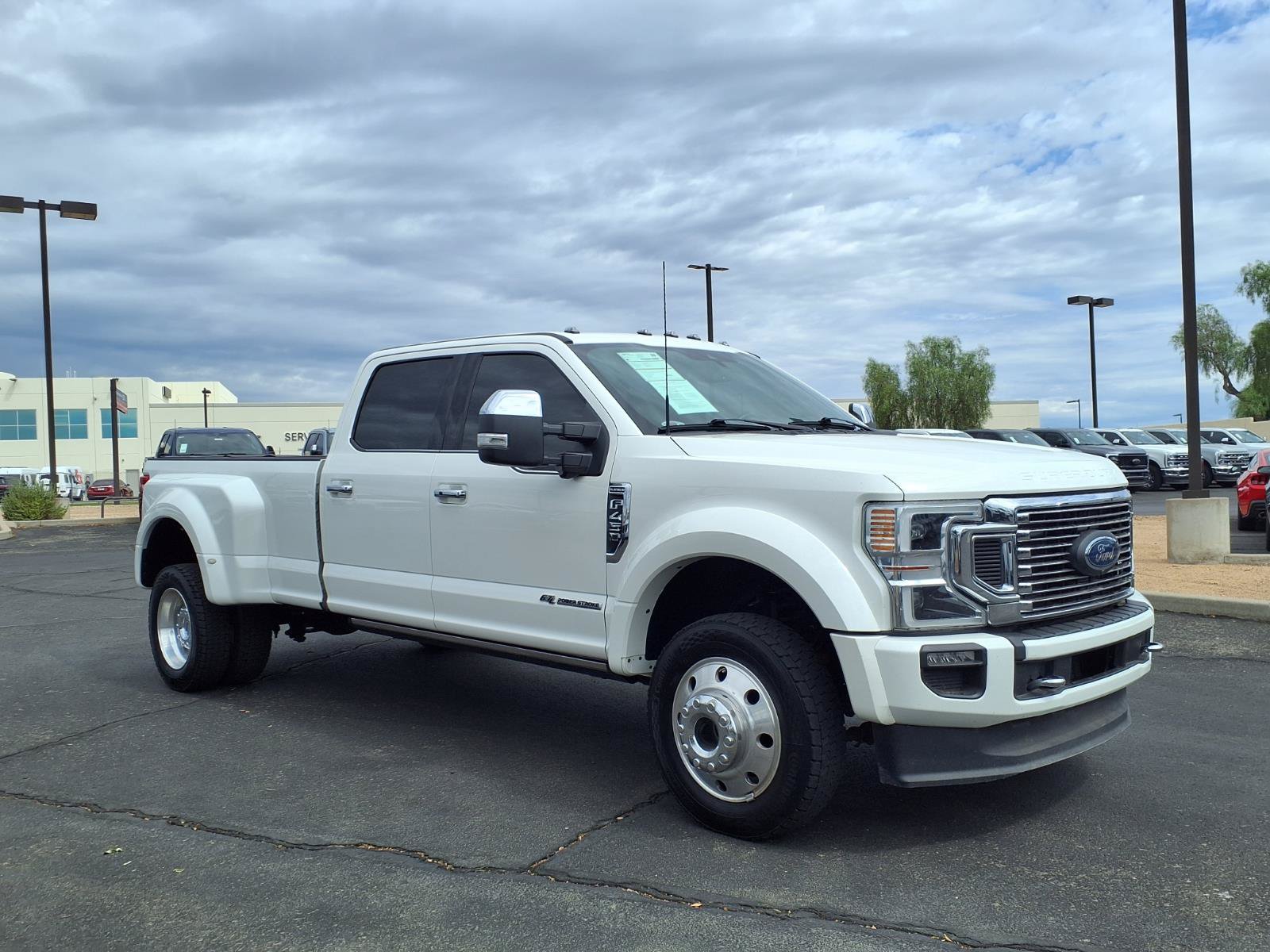 Certified 2022 Ford F450 Platinum w/ FX4 Off-Road Package AWD/4WD image 8