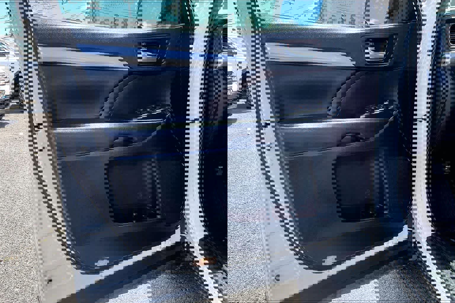 Used 2019 Toyota Highlander XLE FWD image 27