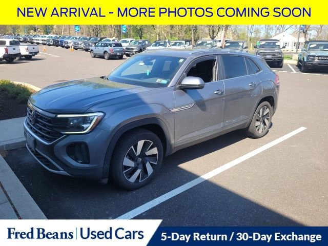 Used 2024 Volkswagen Atlas Cross Sport SE w/ Panoramic Sunroof Package AWD/4WD video 2