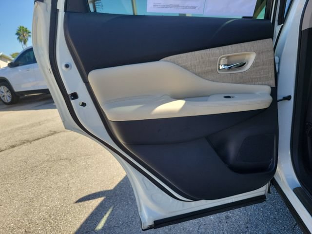 Used 2022 Nissan Murano SL FWD image 15