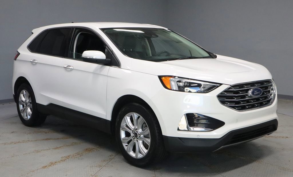 Certified 2023 Ford Edge Titanium AWD/4WD image 7