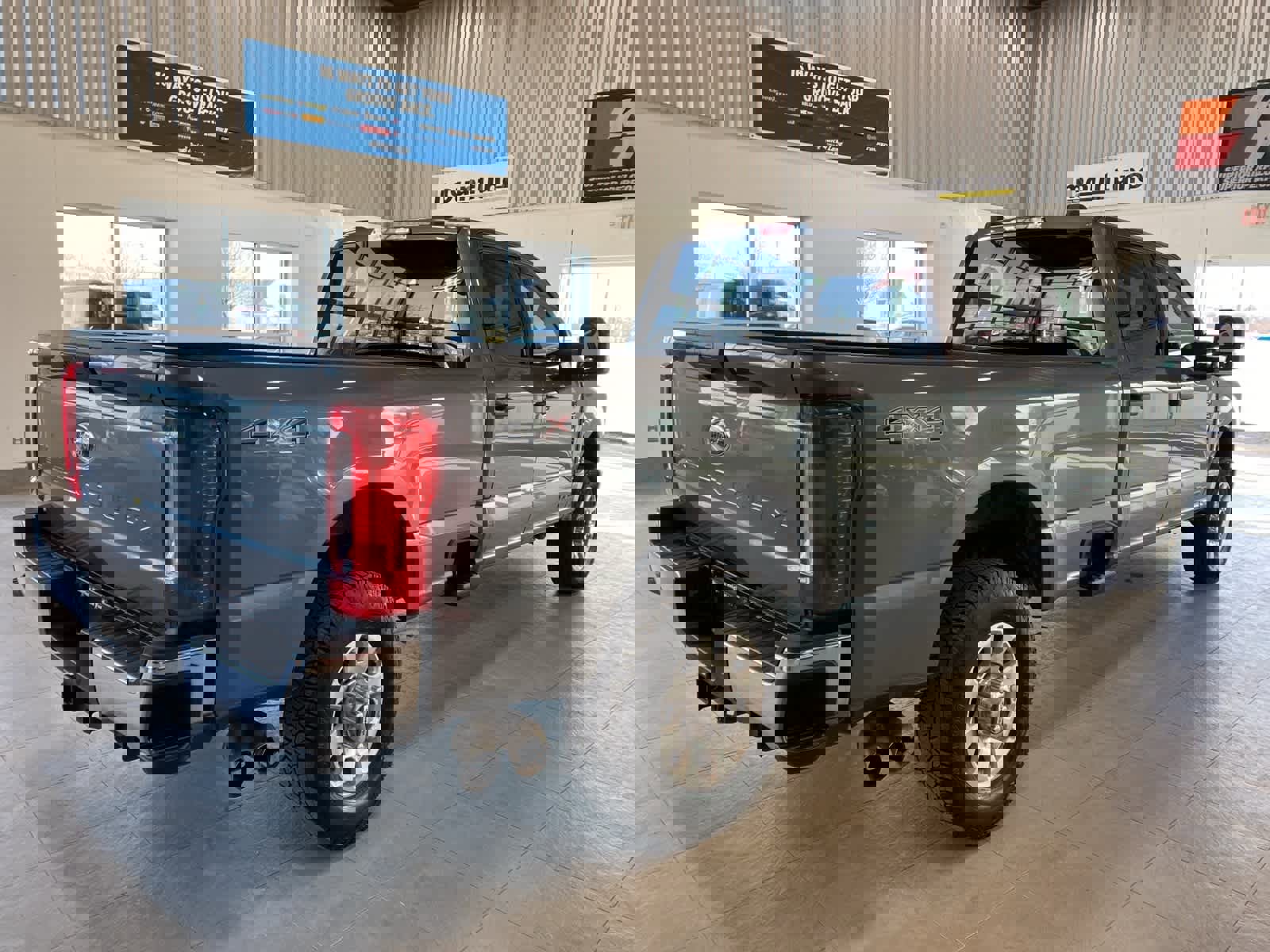 Certified 2024 Ford F350 XLT image 5