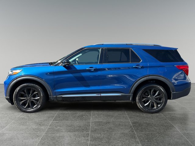 Certified 2023 Ford Explorer Limited w/ Equipment Group 301A AWD/4WD image 3