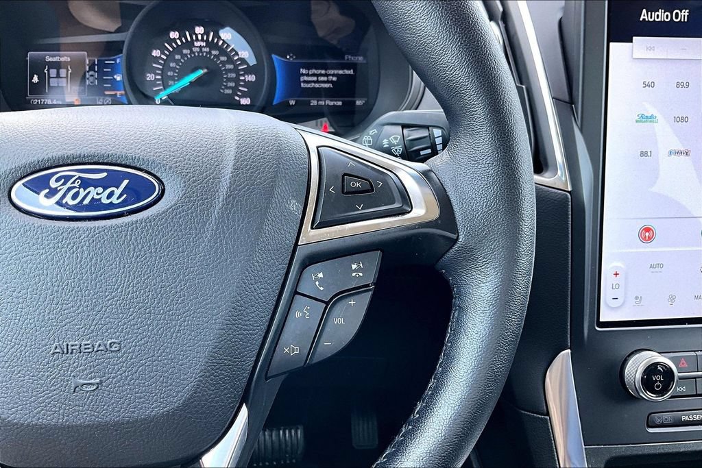 Certified 2024 Ford Edge Titanium AWD/4WD image 19