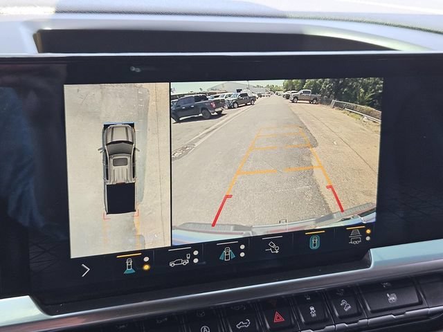 Used 2022 GMC Sierra 1500 SLT AWD/4WD image 33