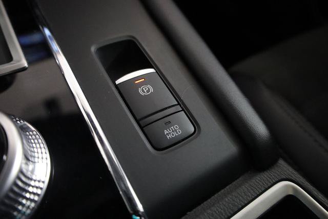 Used 2024 Mitsubishi Outlander SE AWD/4WD image 27