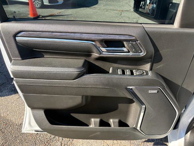 Used 2024 Chevrolet Silverado 2500 LTZ w/ LTZ Premium Package image 10