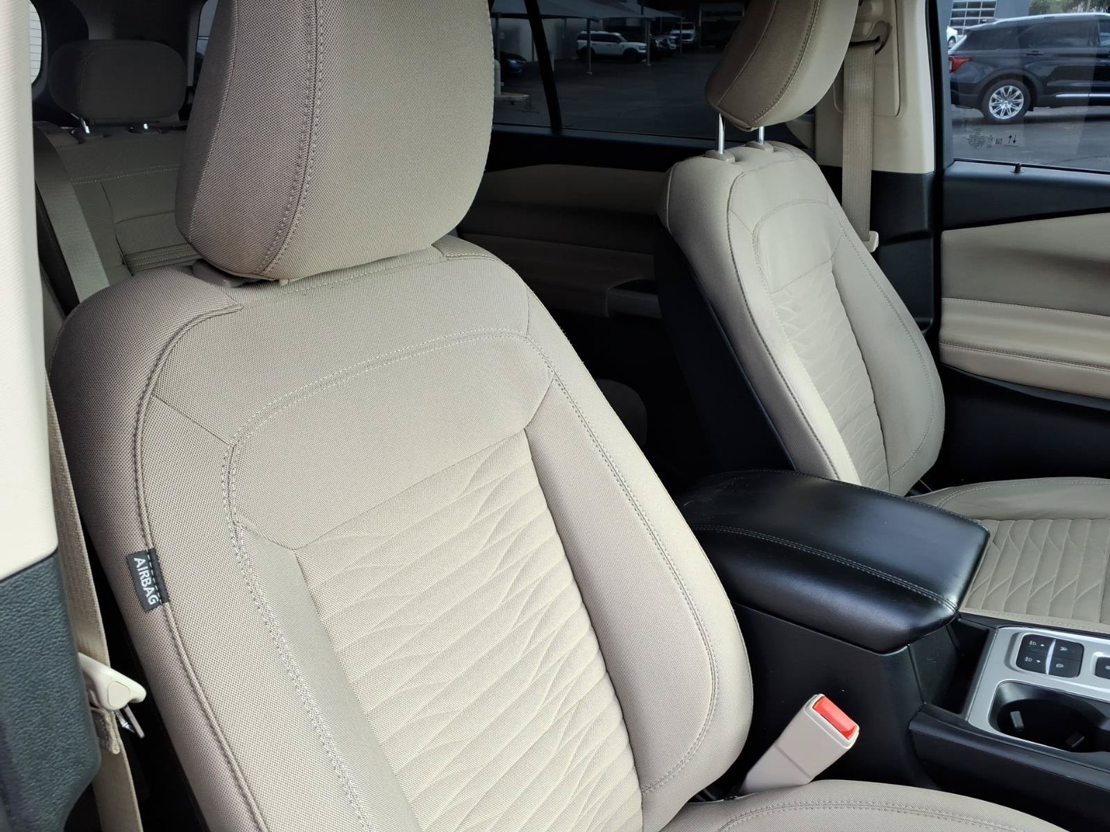 Certified 2020 Ford Explorer XLT RWD image 12