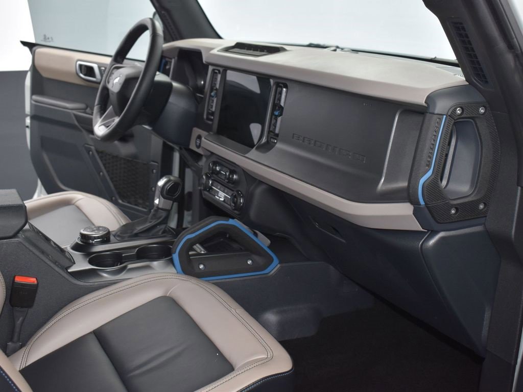 Certified 2024 Ford Bronco Wildtrak image 15
