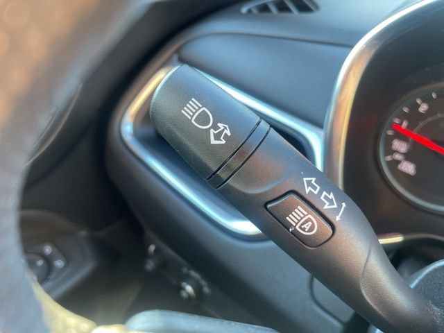 Used 2023 Chevrolet Equinox LT FWD image 20