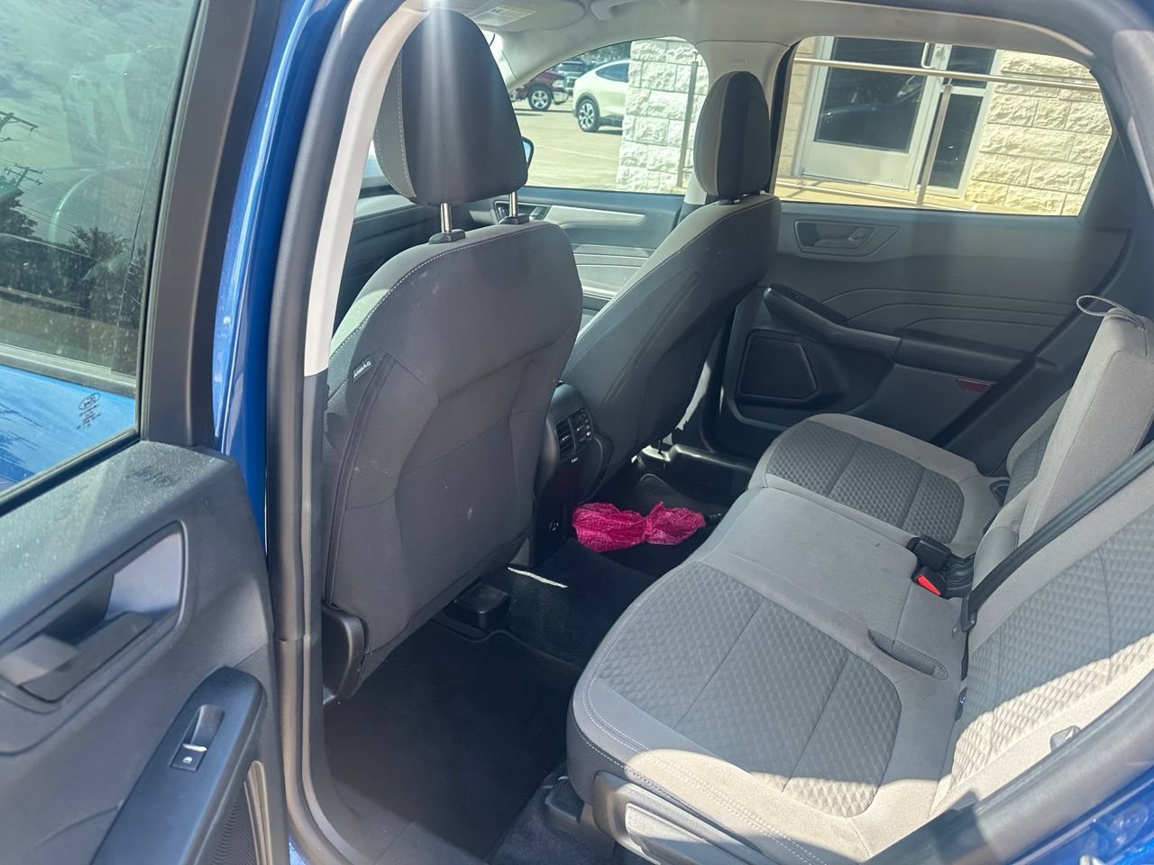 Certified 2022 Ford Escape SE w/ SE Sport Appearance Package FWD image 12