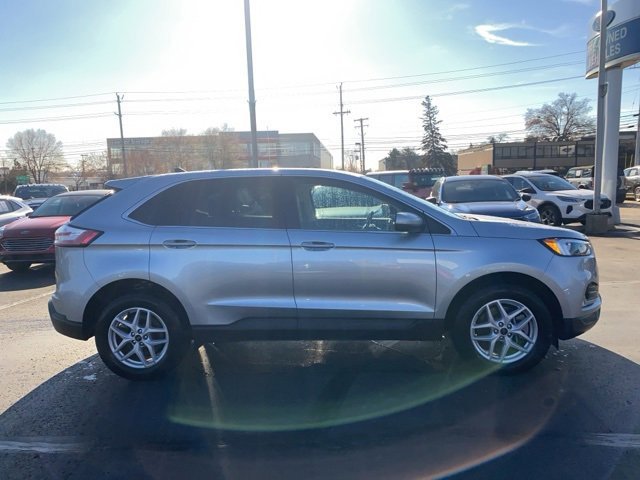 Certified 2024 Ford Edge SEL w/ Convenience Package image 2