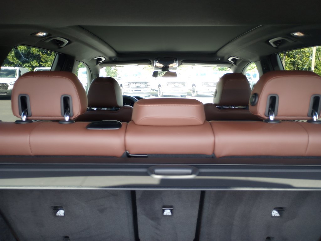 Used 2023 BMW X5 xDrive45e w/ Executive Package AWD/4WD image 19