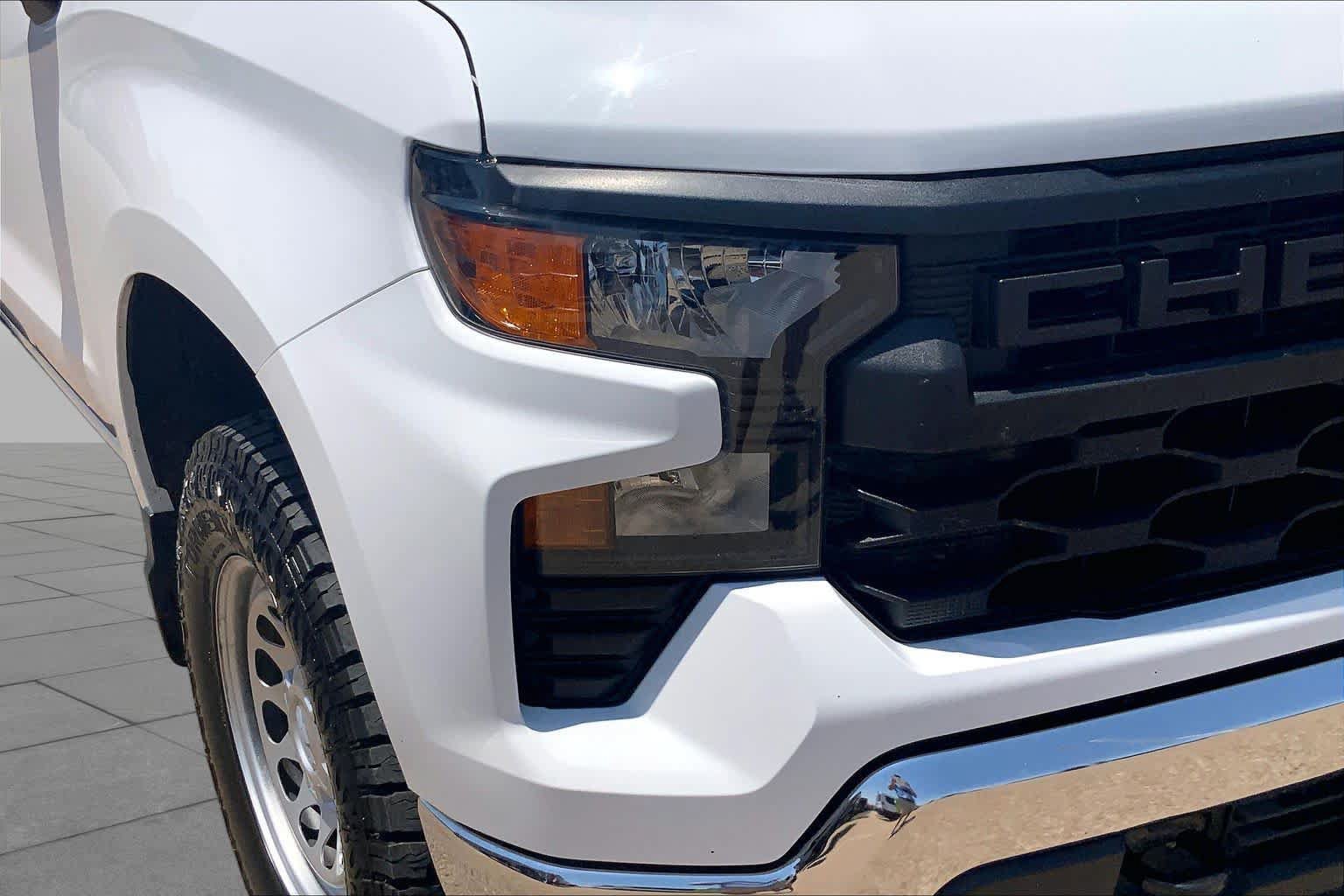 Used 2023 Chevrolet Silverado 1500 W/T w/ WT Value Package AWD/4WD image 28