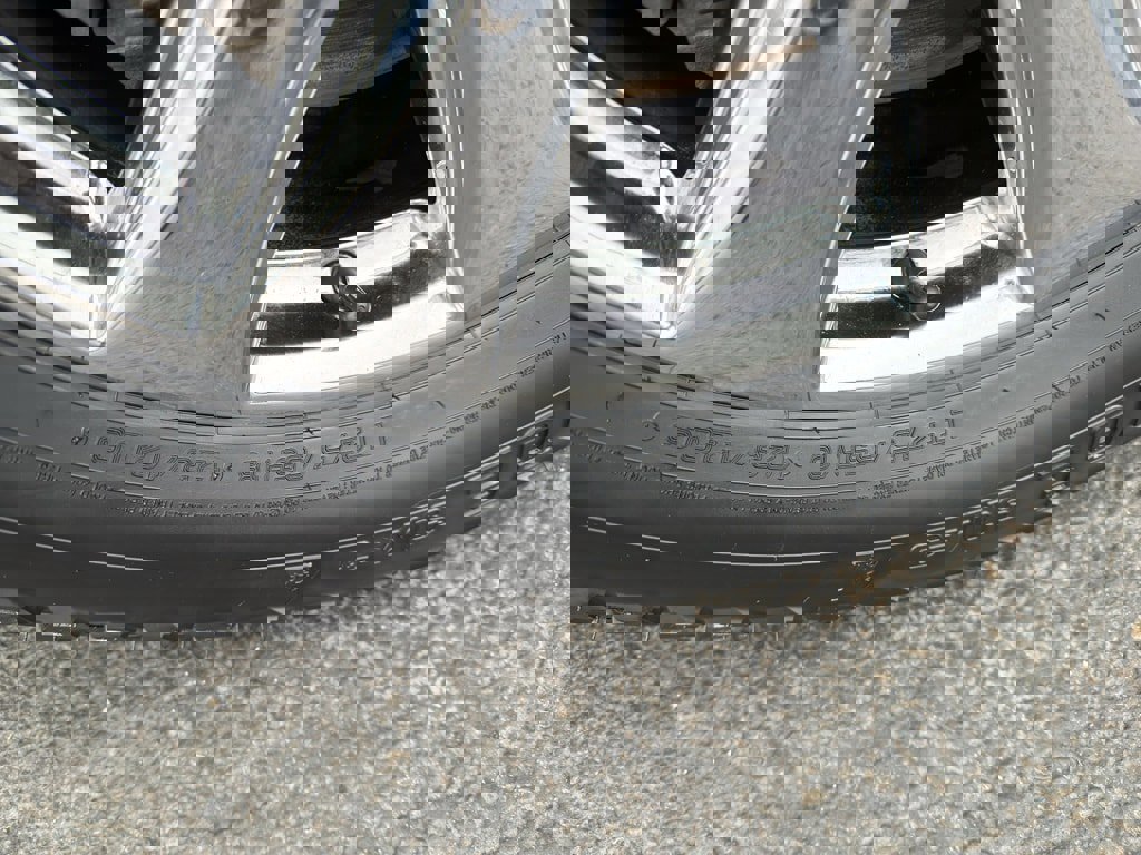 Certified 2018 Ford F150 XLT w/ Equipment Group 301A Mid image 11