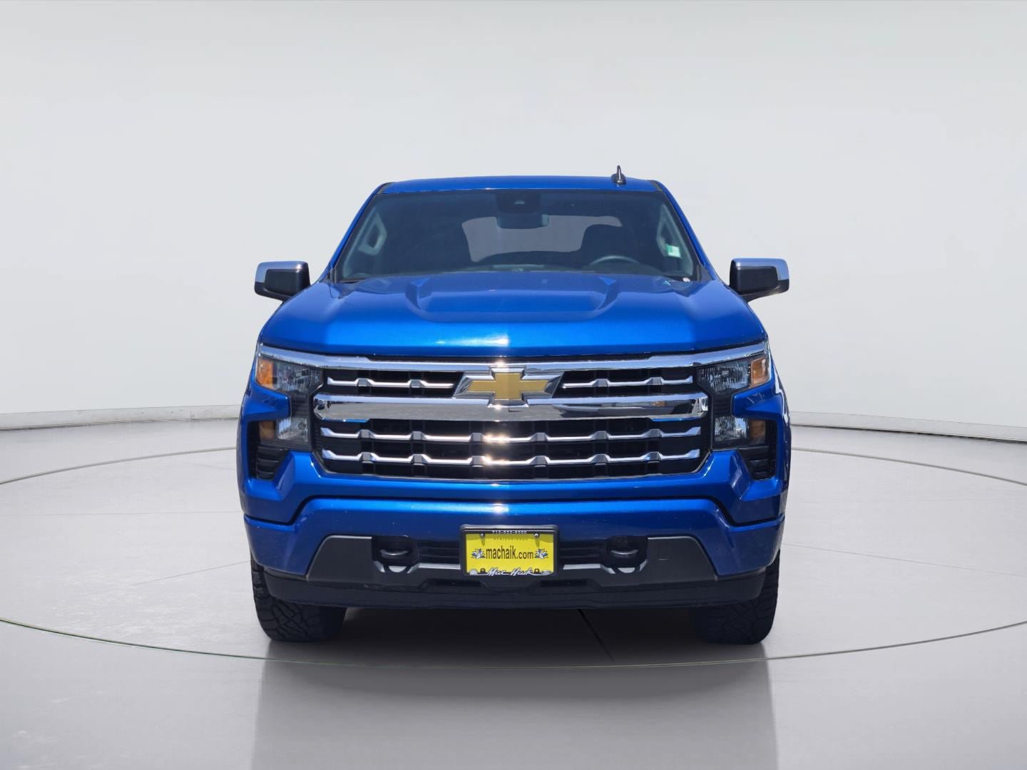 Used 2023 Chevrolet Silverado 1500 Custom w/ LPO, Dark Essentials Package RWD image 2