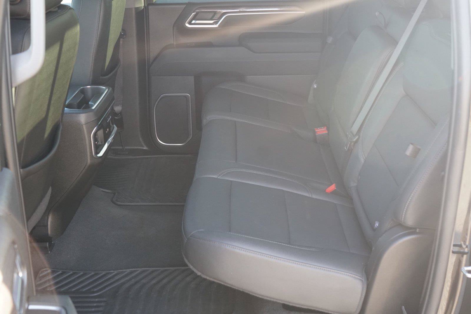 Used 2024 Chevrolet Silverado 2500 LTZ w/ LTZ Plus Package AWD/4WD image 20