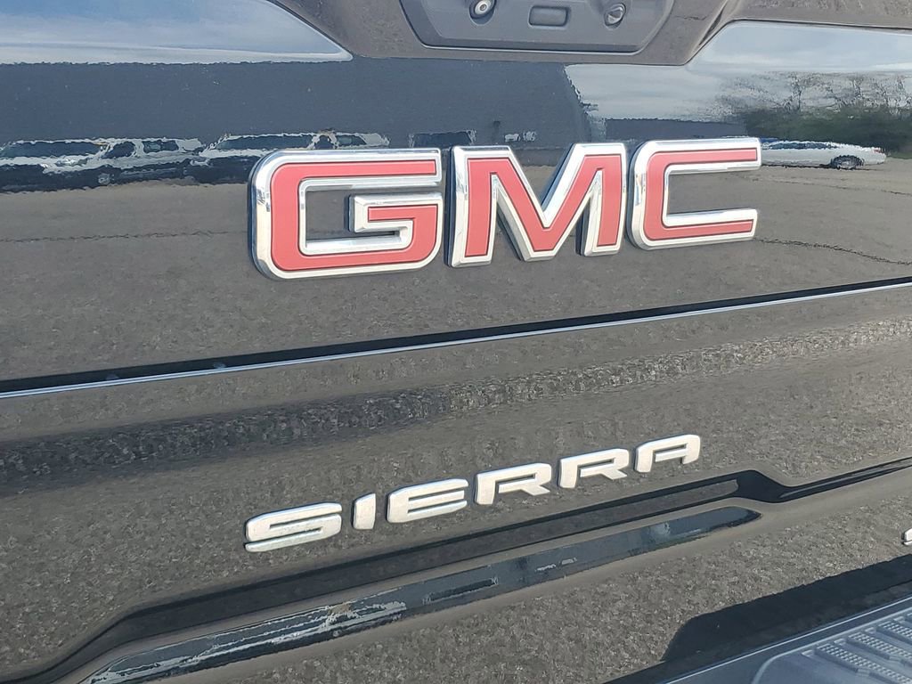 Used 2022 GMC Sierra 1500 SLT w/ SLT Premium Package AWD/4WD image 8