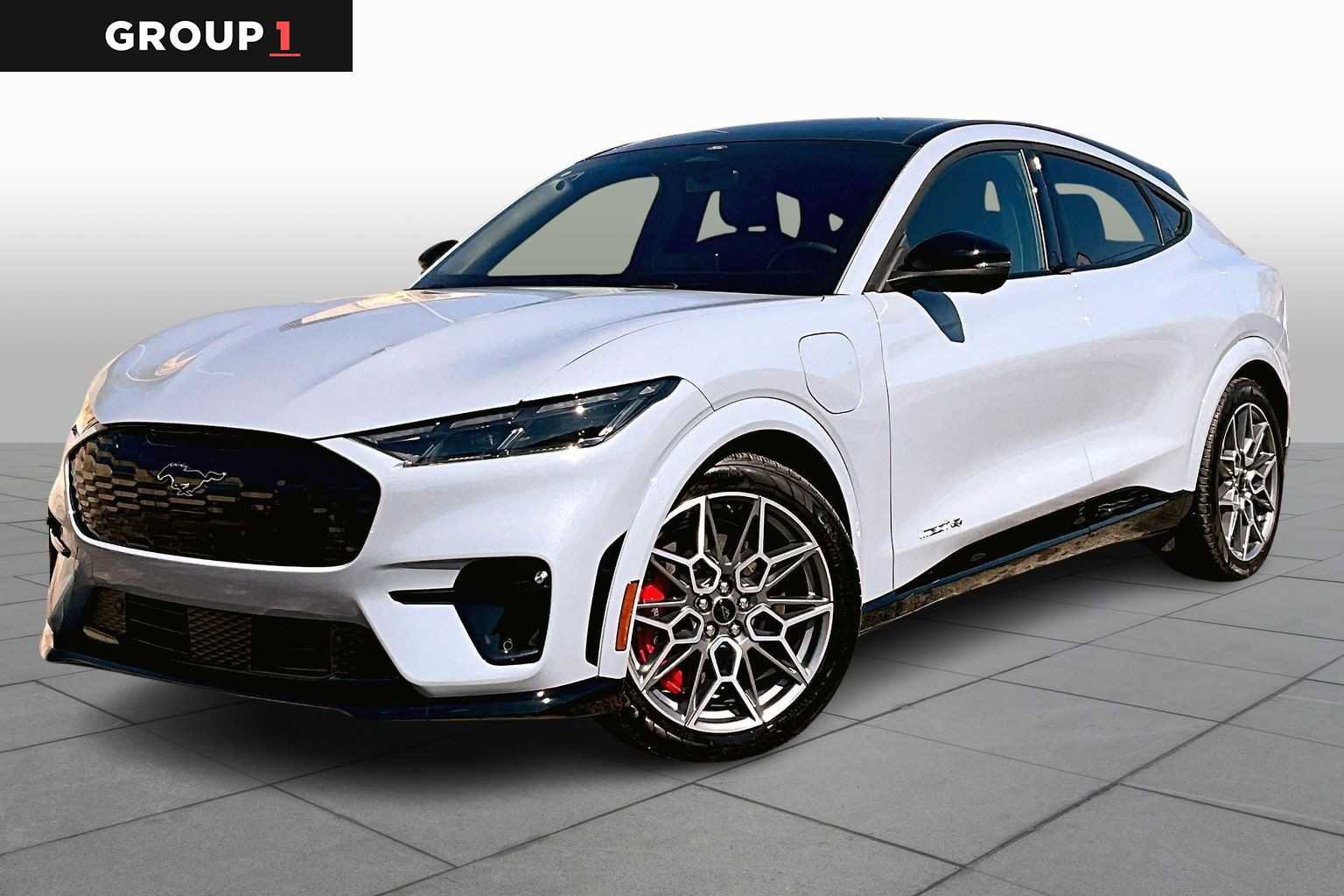 Certified 2025 Ford Mustang Mach-E GT image 5