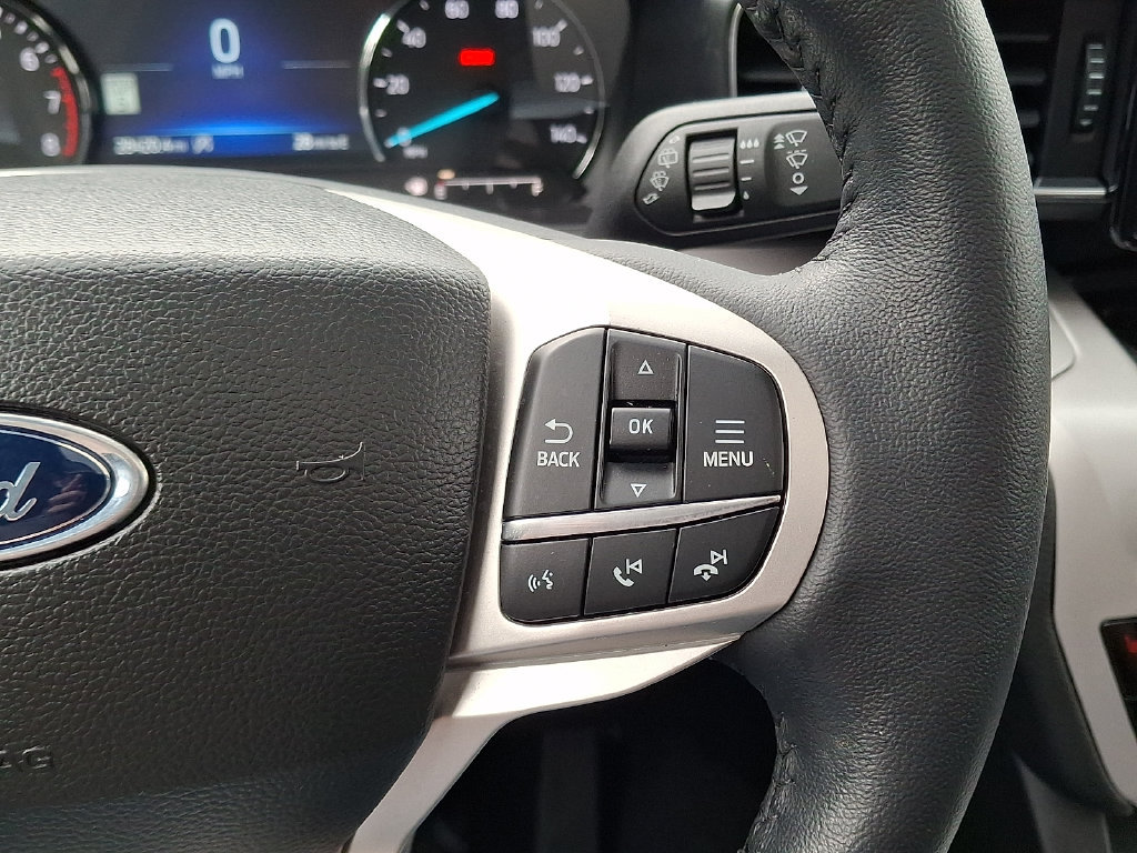 Certified 2023 Ford Explorer XLT w/ Equipment Group 202A AWD/4WD image 22