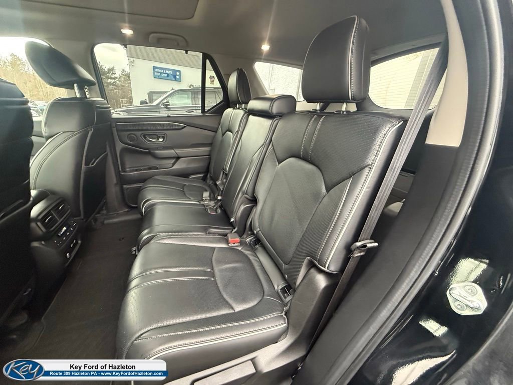 Used 2023 Honda Pilot Elite image 25