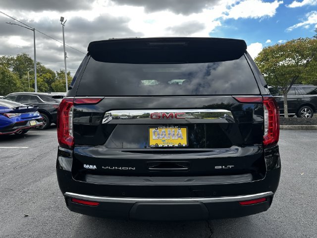 Used 2023 GMC Yukon SLT w/ SLT Premium Package AWD/4WD image 6
