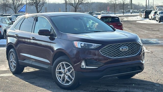 Certified 2024 Ford Edge SEL w/ Convenience Package image 2