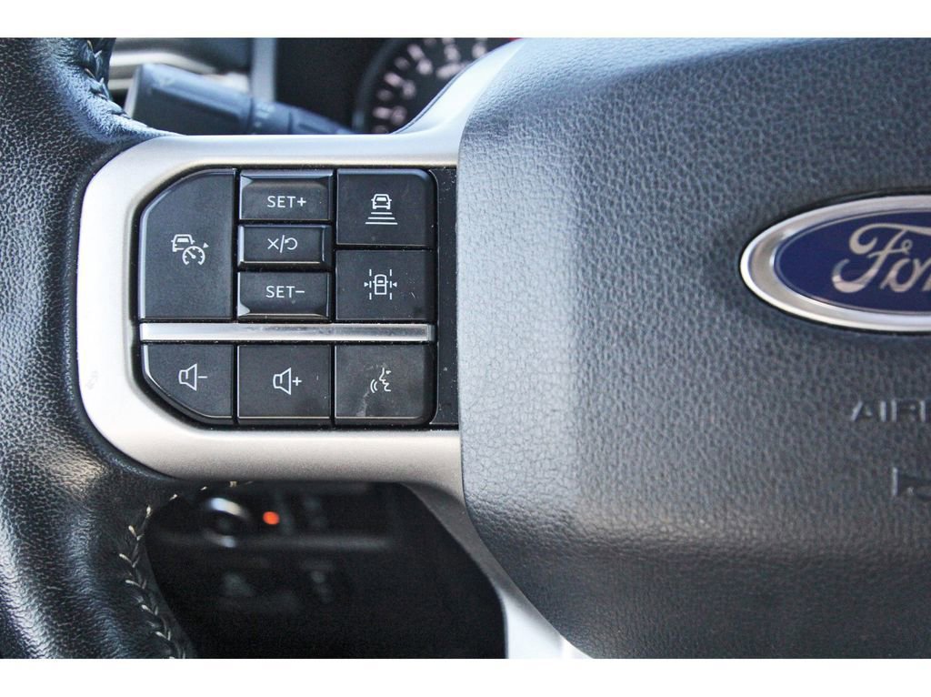 Certified 2022 Ford Expedition XLT RWD image 19
