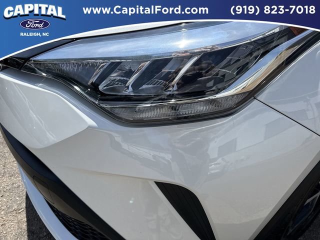 Used 2021 Toyota C-HR XLE image 11