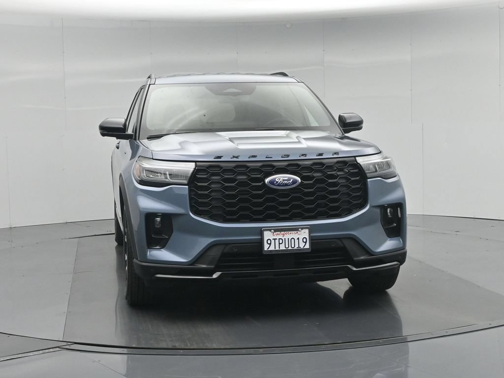 Certified 2025 Ford Explorer ST-Line w/ Premium Package RWD image 58
