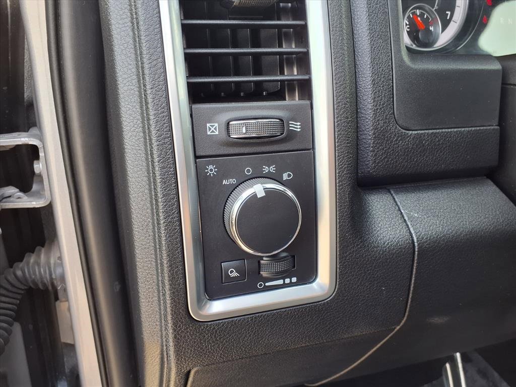 Used 2024 RAM 1500 Classic Warlock image 22