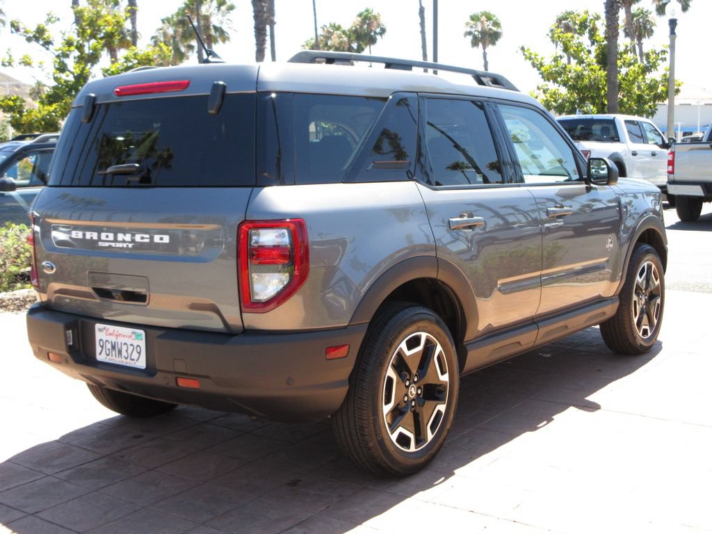 Certified 2023 Ford Bronco Sport Outer Banks AWD/4WD image 4