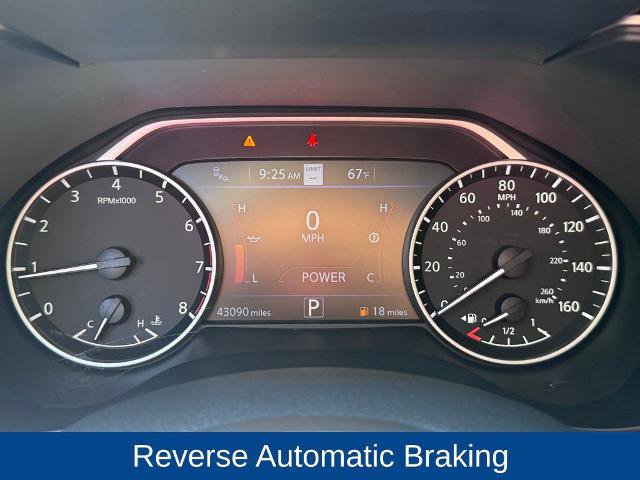 Used 2023 Nissan Maxima SR w/ Sport Mat Group FWD image 16
