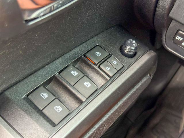 Used 2021 Toyota Tacoma TRD Off-Road AWD/4WD image 28