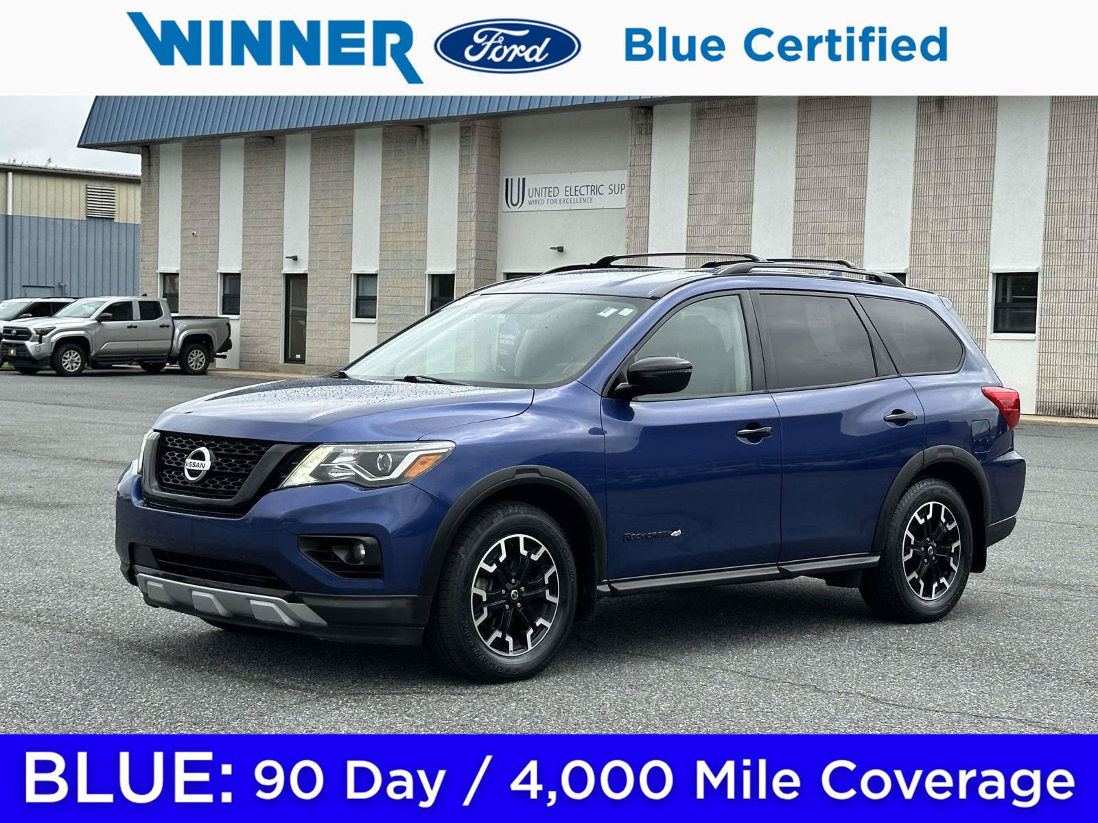 Used 2019 Nissan Pathfinder SV w/ Rock Creek Edition FWD image 1