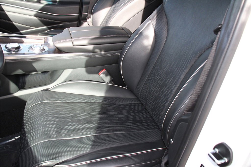 Used 2024 Genesis GV80 3.5T w/ Advanced Package image 23